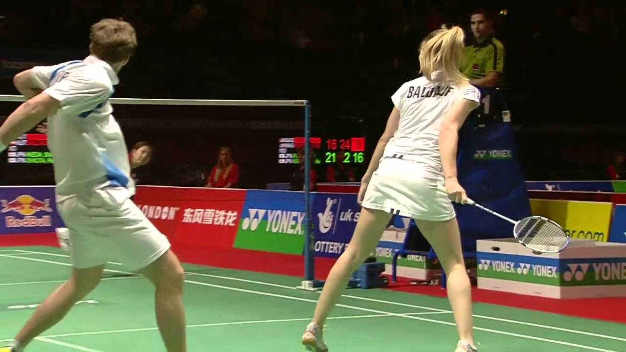 R32 (Day 2) - XD - R.Zirnwald/E.Baldauf vs. S.Ikeda/R.Shiota - Yonex BWF World Champs '11