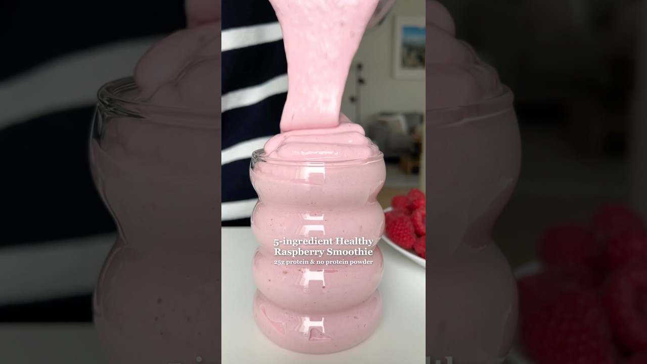 This smoothie got 20 million views on my IG because it&rsquo;s so creamy😍 #healthyrecipes #highprotein