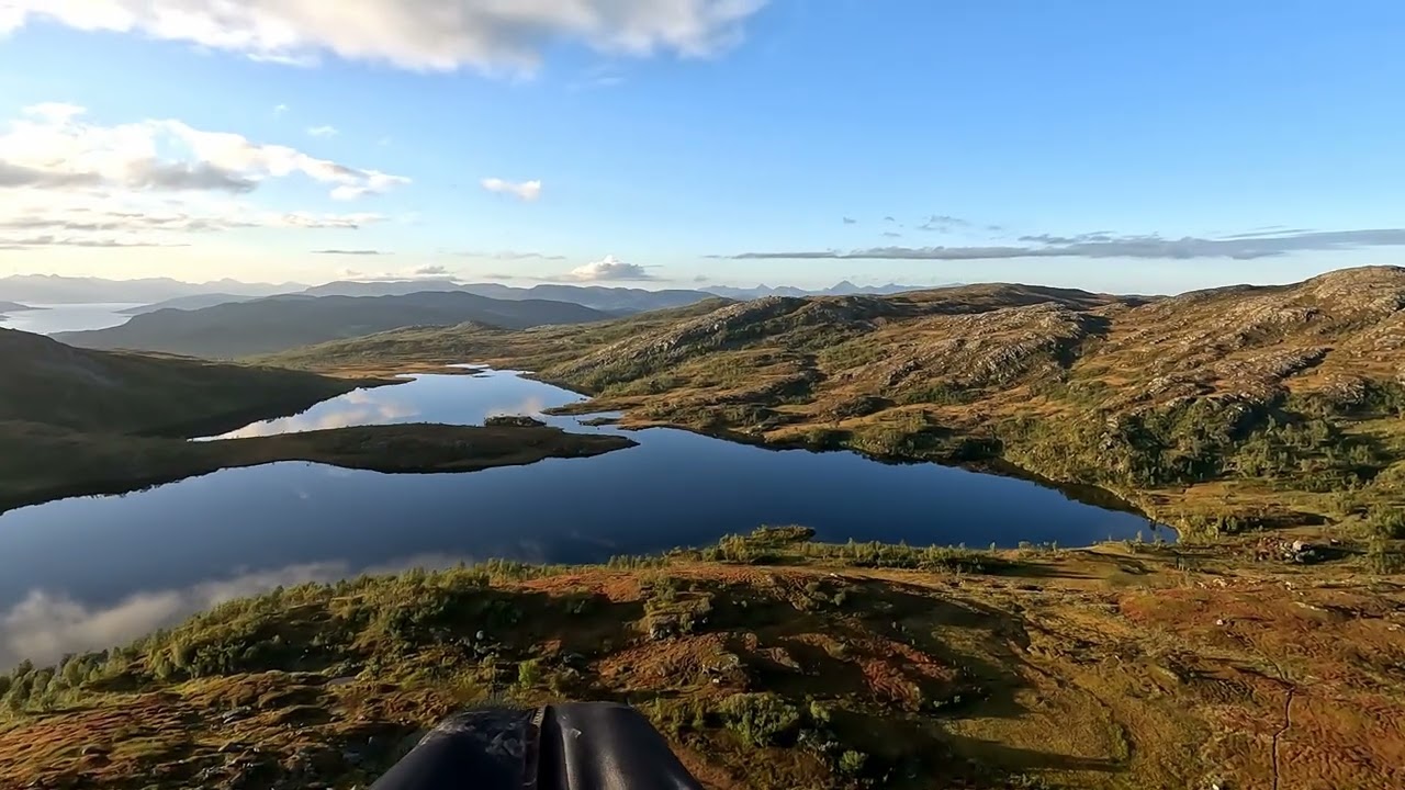 Paramotor Scenic low level mountain cruise - Ozone Viper XC