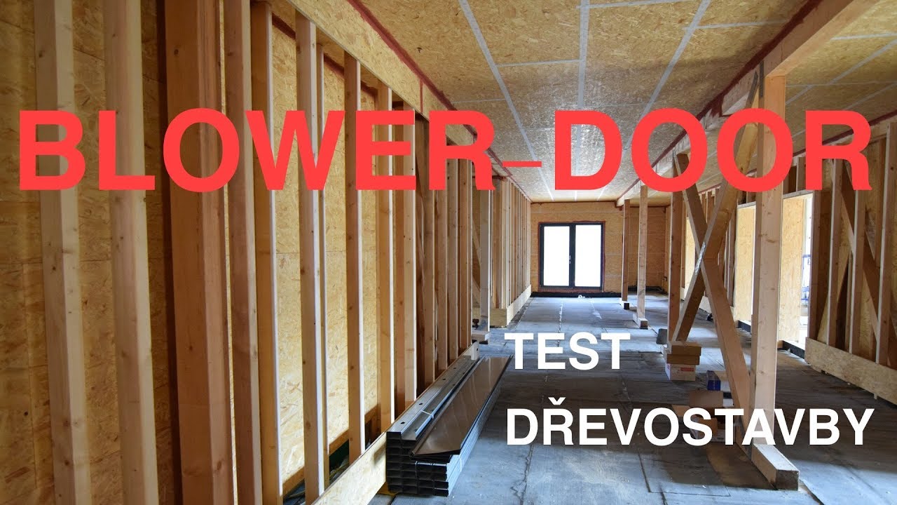Blower-door test pasivní dřevostavby domu pro seniory