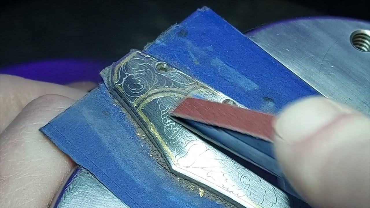 HAND ENGRAVING A WILLIAM HENRY KNIFE (PART FOUR,, SANDING INLAY)