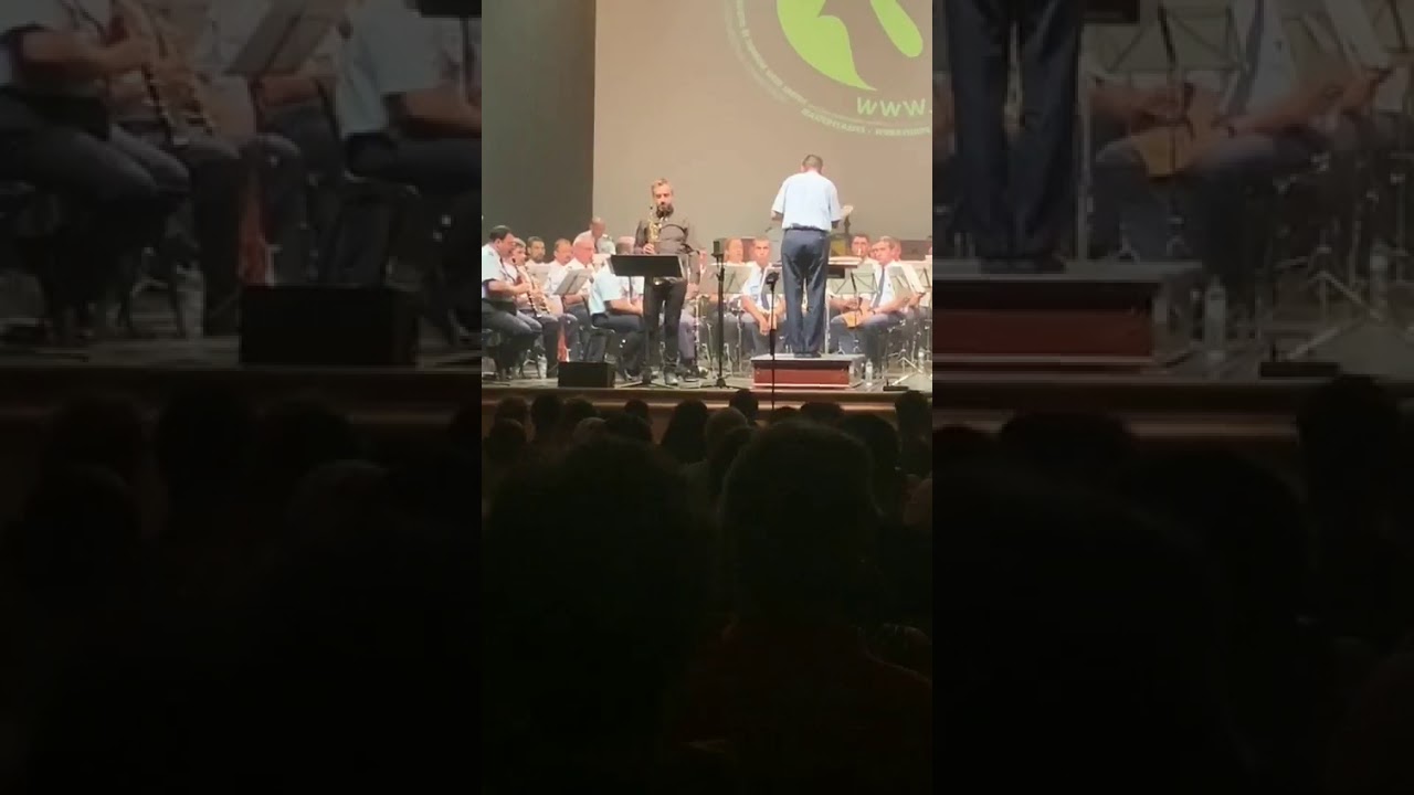 Karol Beffa  l'Ile noire   Concerto for soprano saxophone & wind band (2nd mvt)