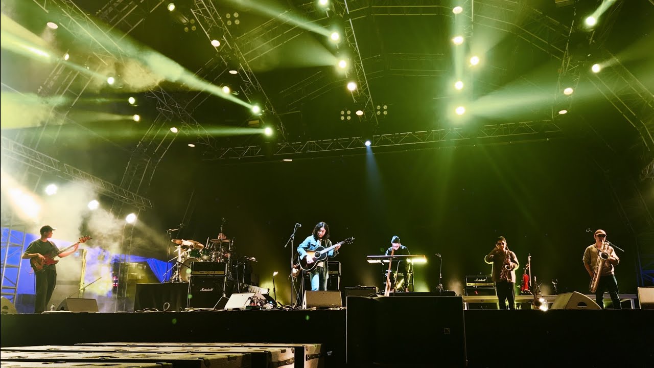[ LIVE ] Clockenflap 2023 万能青年旅店 - 采石