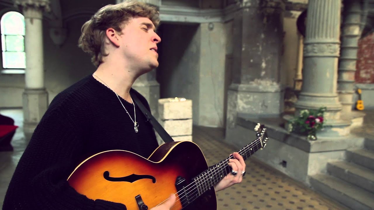 RHODES - You & I (acoustic) | Småll Sessions