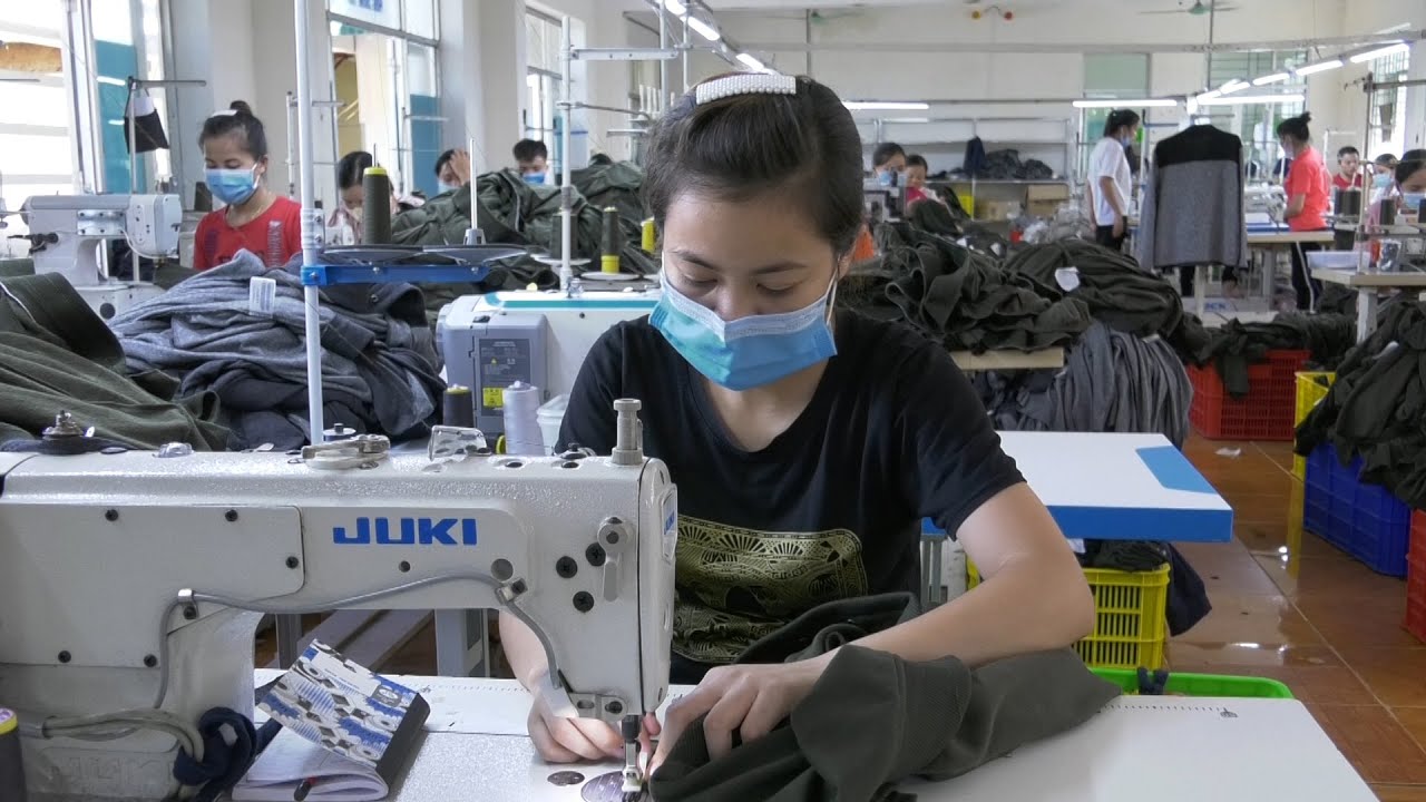 Công ty TNHH xuất nhập khẩu may mặc Trung Kiên tiếp tục tuyển lao động đáp ứng  may công nghiệp.