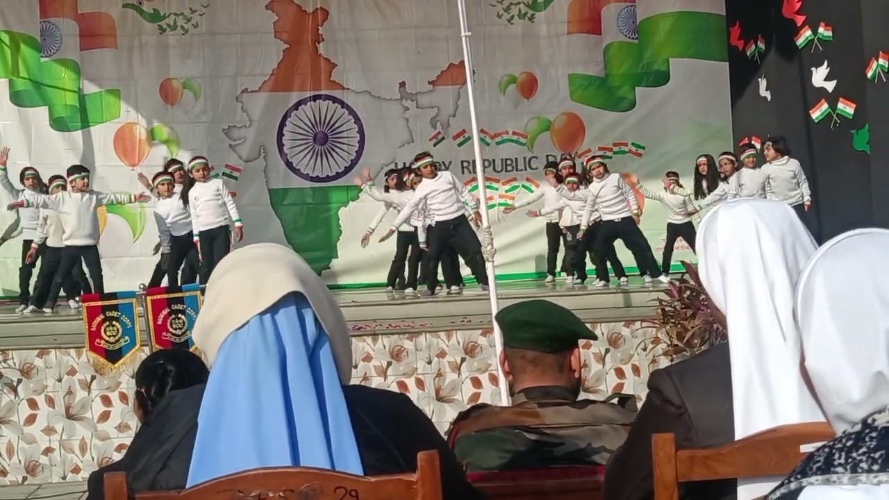 So cute dance 😍😍
