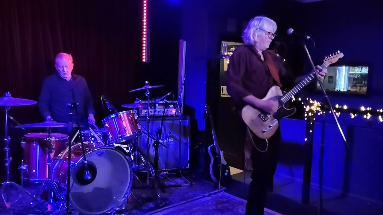 X - Home Is Where The Floor Is @ Petersham Bowling Club (23/8/25)