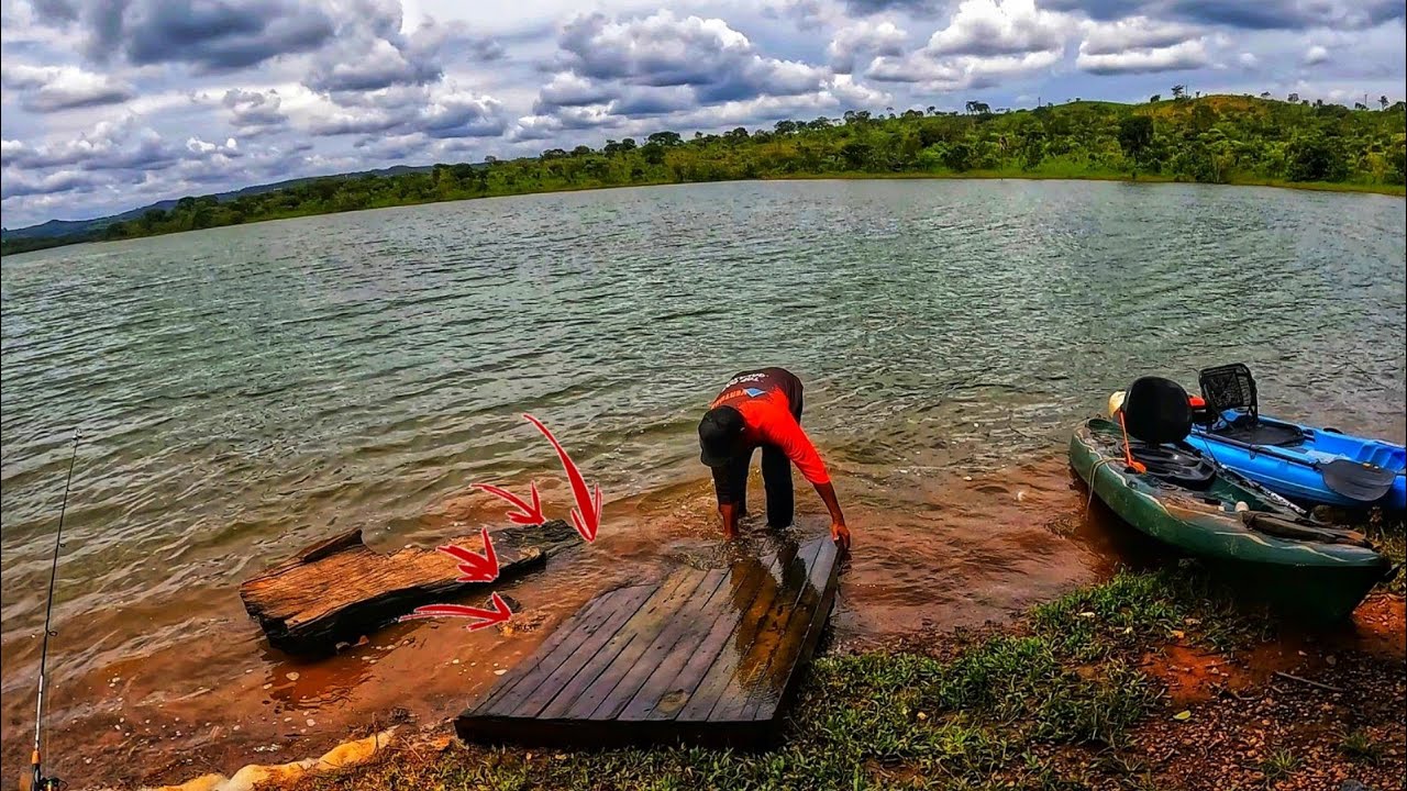 Ficamos chateados quebraram e jogaram dentro do rio estão com raiva da gente? montamos acampamento