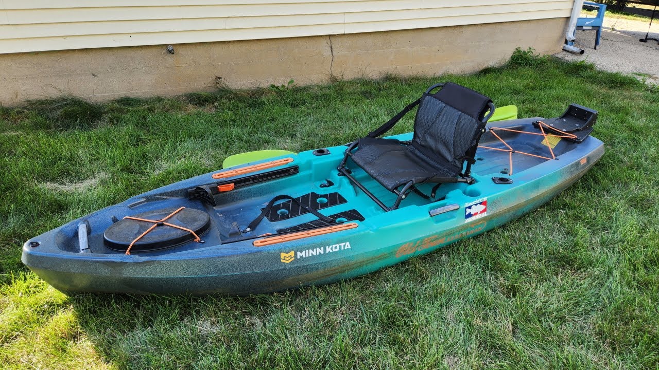 Old Town Sportsman 106 Review (Is It Still One of the Best 1000$ Fishing Kayaks?)