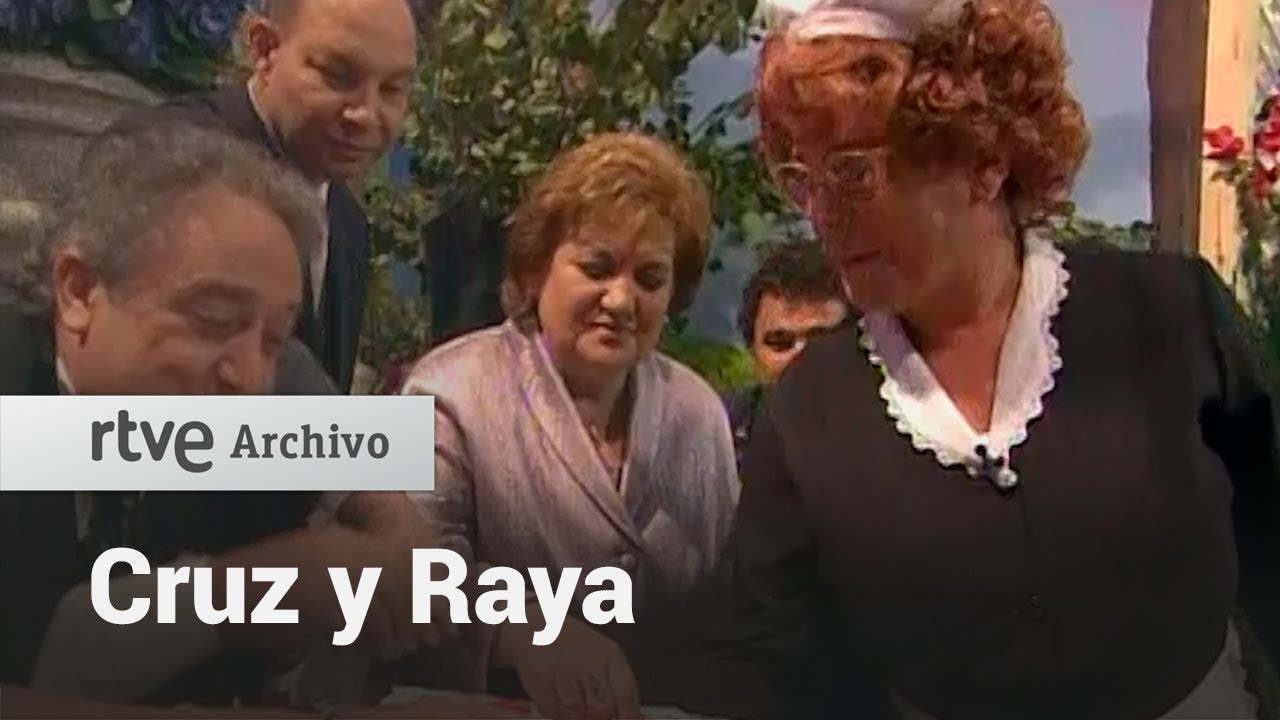 Los cotilleos en una boda - Cruz y Raya | RTVE Archivo