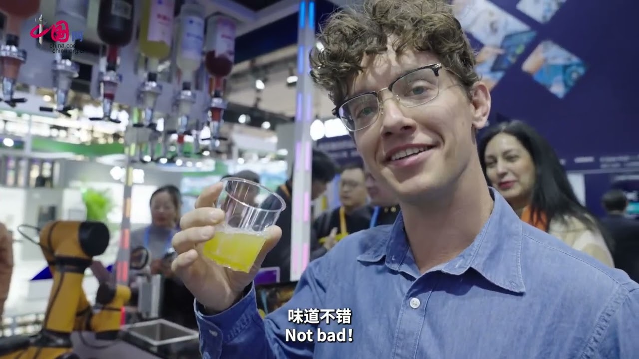 Jason&rsquo;s Chilling Tour of the China International Supply Chain Expo! #Episode 1
