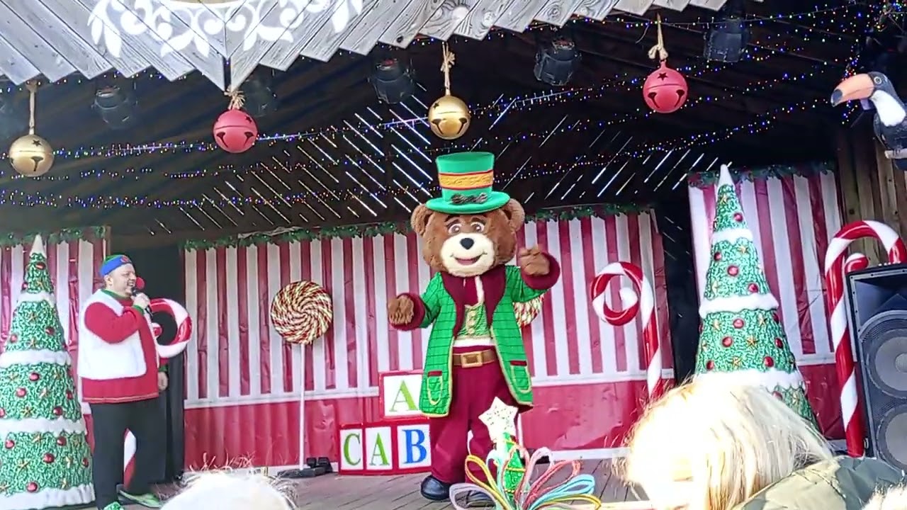 BUDDYS CHRISTMAS SINGALONG Show🎤  Crealy Theme Park 2024