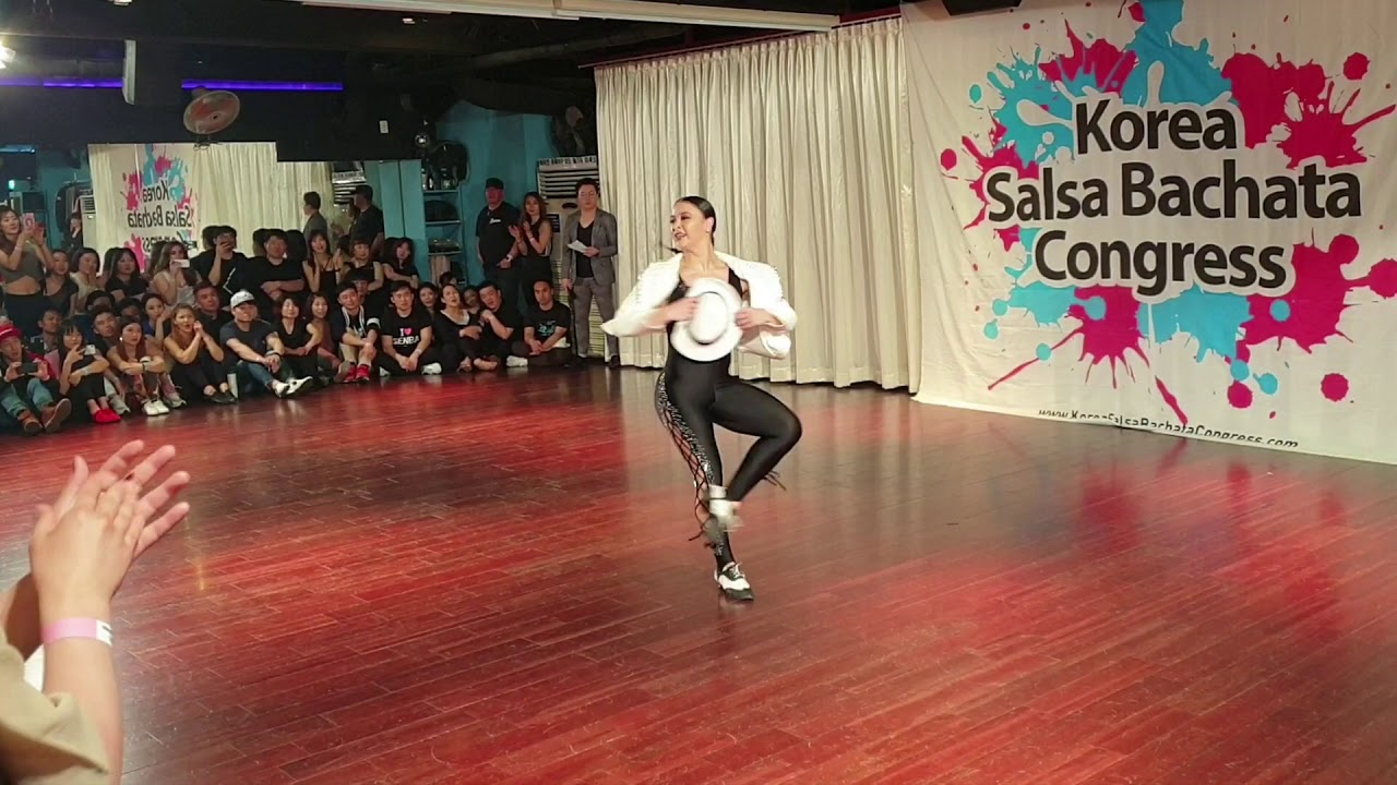 Ezgi Zaman Salsa Solo Show 2019 - Korea