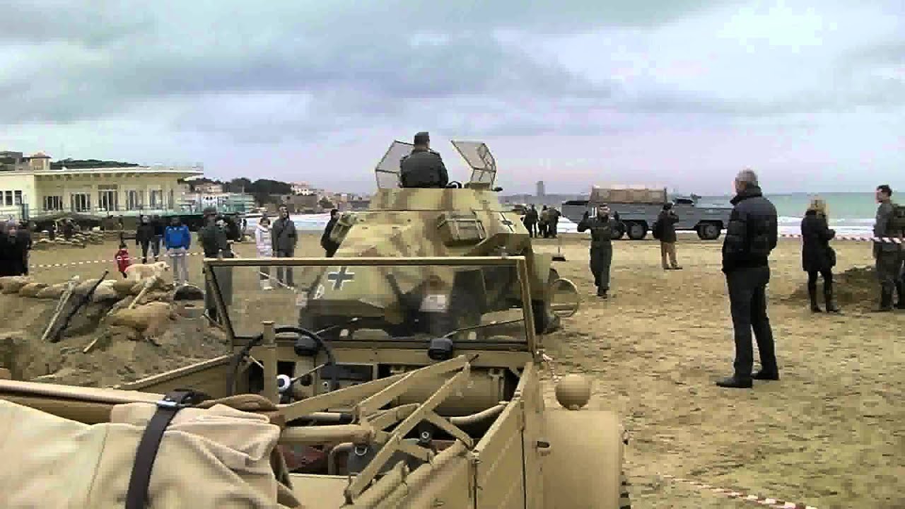 Panzer sp&auml;hwagen IN ACTION!