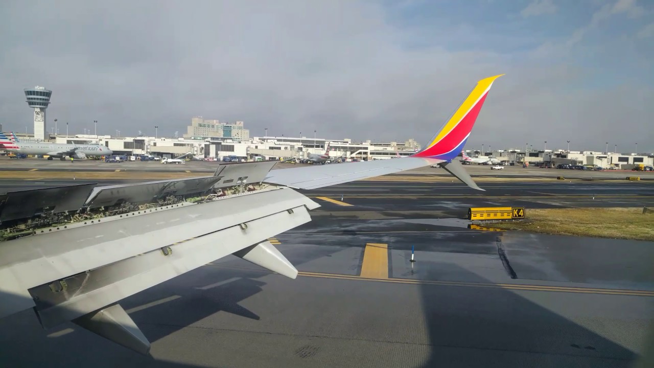 Southwest Airlines Landing in Philadelphia International Airport from Orlando International Airport