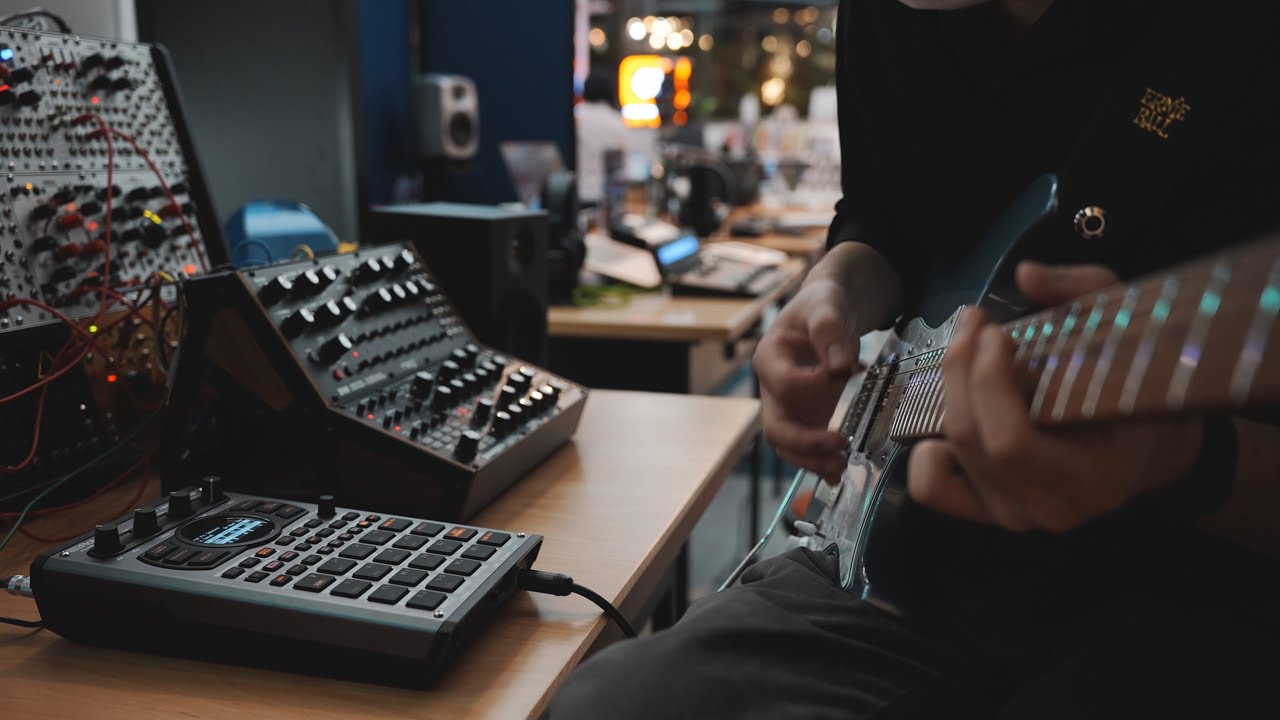 Roland SP-404 MK2 In Action !