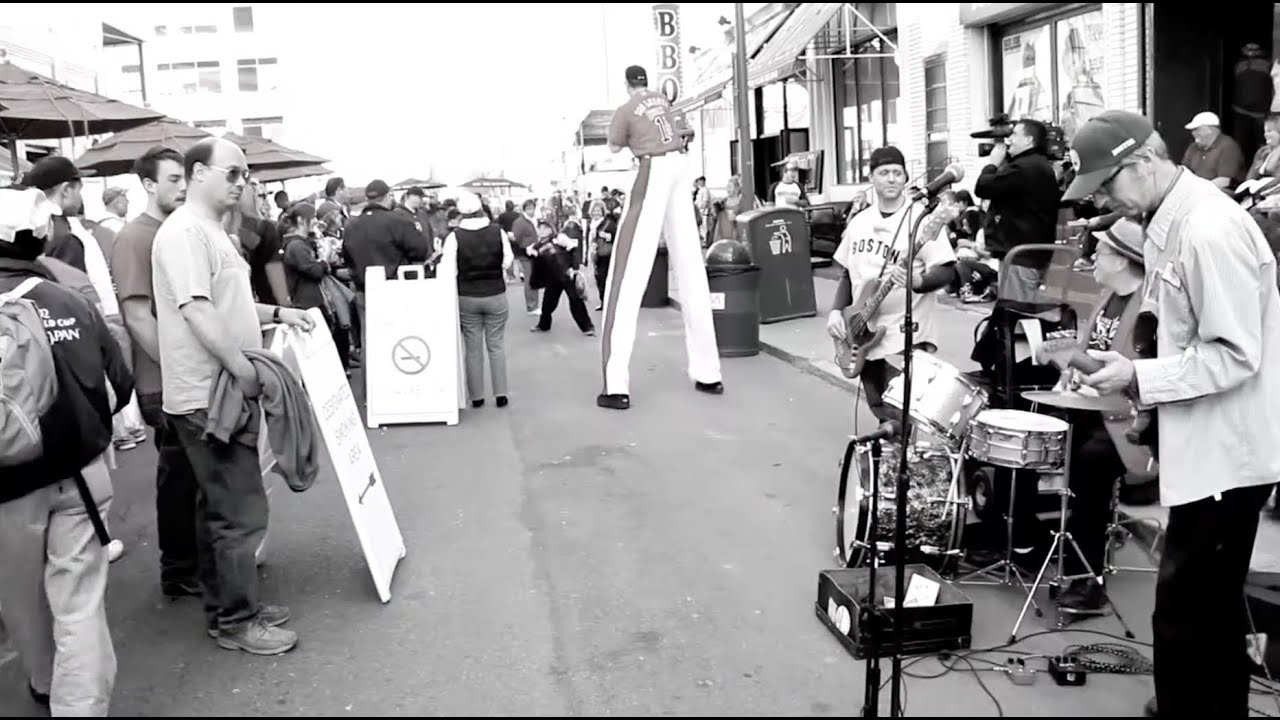 The Hubcaps, I Don't Believe You've Met My Baby, 4/30/2011, Yawkey Way, Fenway Park