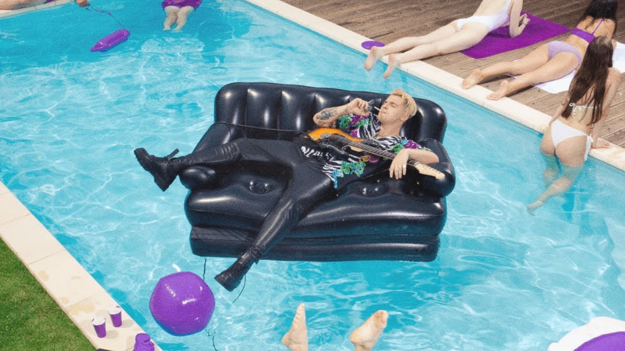 White 2115 - Porsche (speed up)