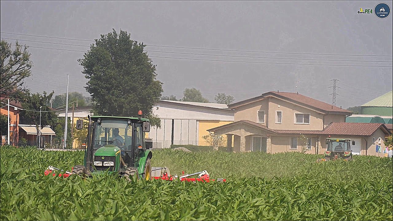 2 JD 5080R + Garda 9 file - Gruppo PEA - Sarchiatura mais 2024