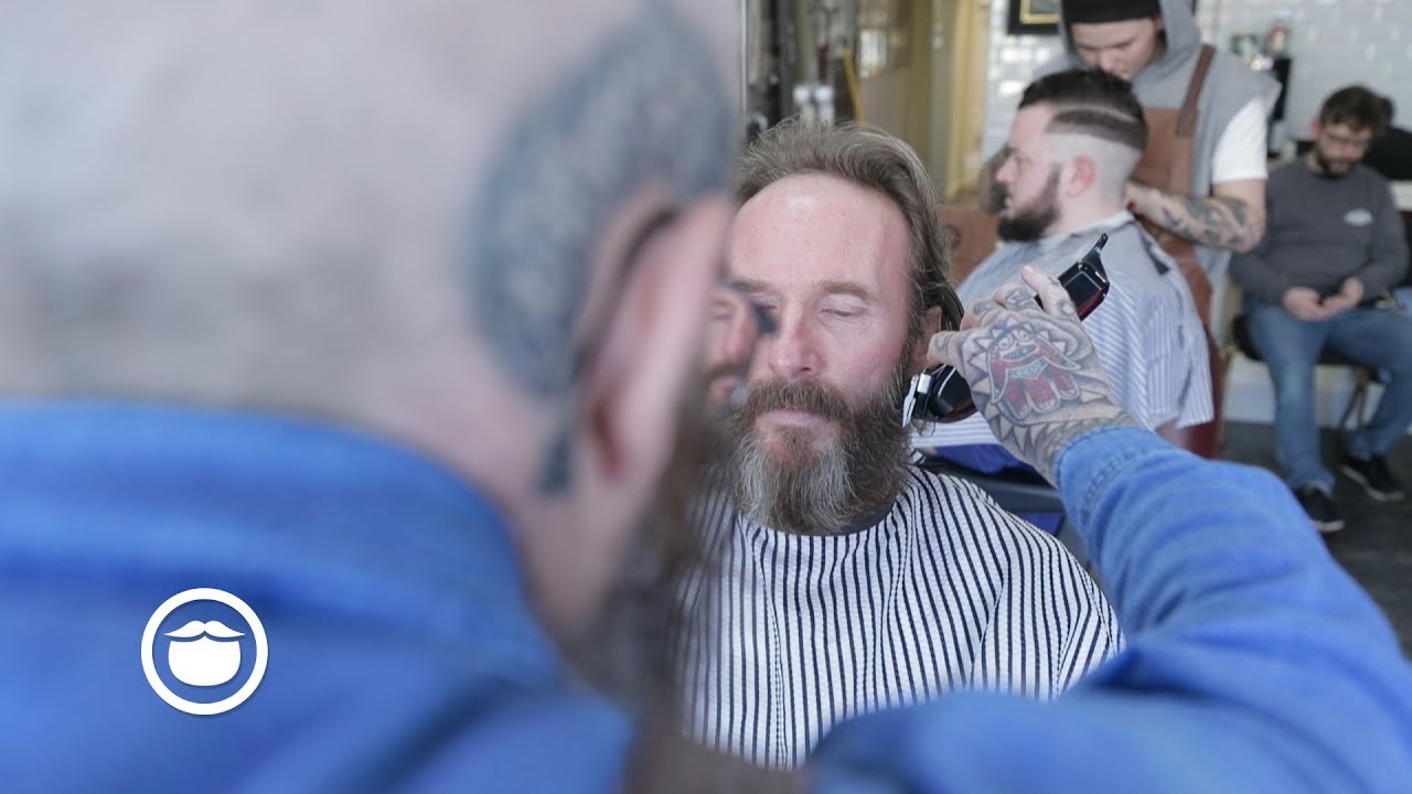 Master Barber Gives Awesome Beard Trim & Style Advice