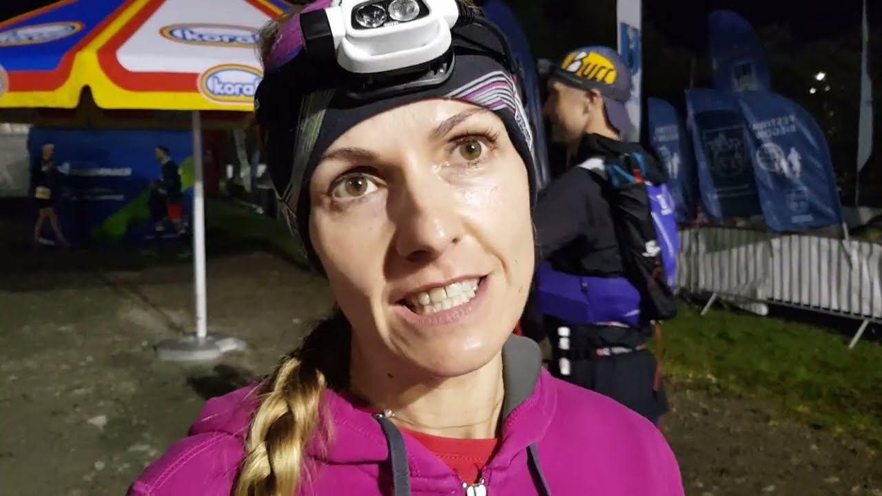 13. Festiwal Biegowy w Piwnicznej-Zdroju. Przed startem Biegu 7 Dolin 100 km