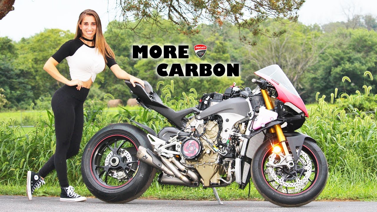 Adding More Carbon to the V4 Panigale!!