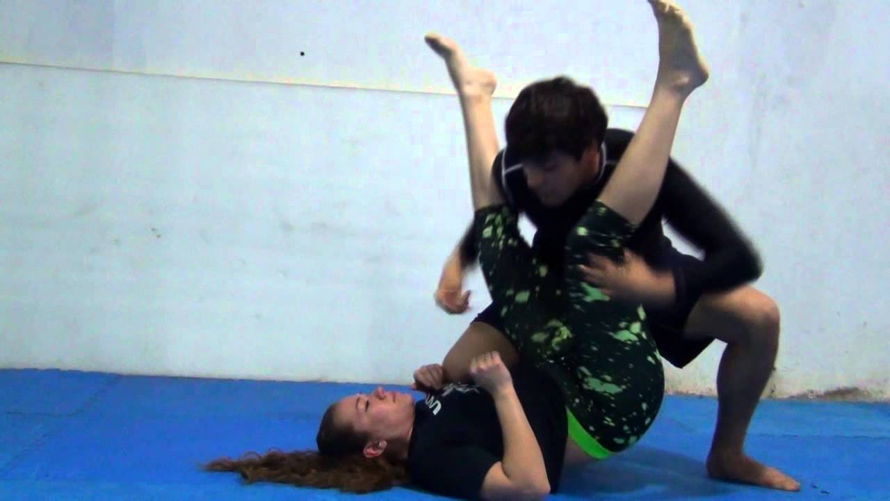 TÉCNICAS DE JIU JITSU: ESCAPES - Escape de Triangulo y Abrir Guardia Cerrada