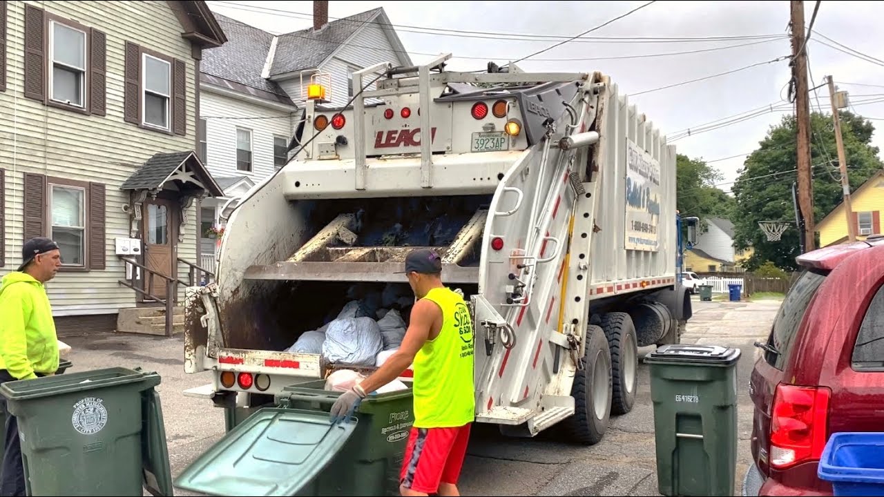 Shaw Rubbish Leach 2rll Packmaster Garbage Truck