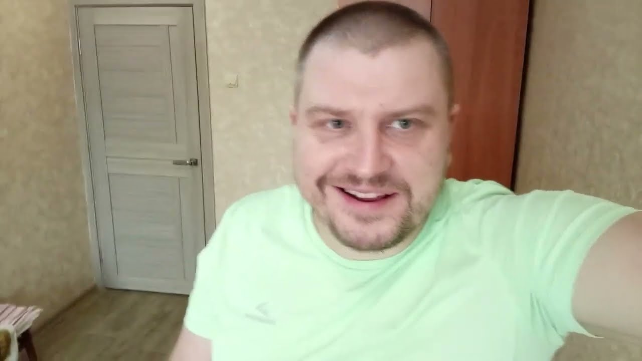 Женщины орут про равноправие И ЧТО МУЖЧИНА ДОЛЖЕН ЗАРАБАТЫВАТЬ 33 миллиона, чтобы на него посмотрела