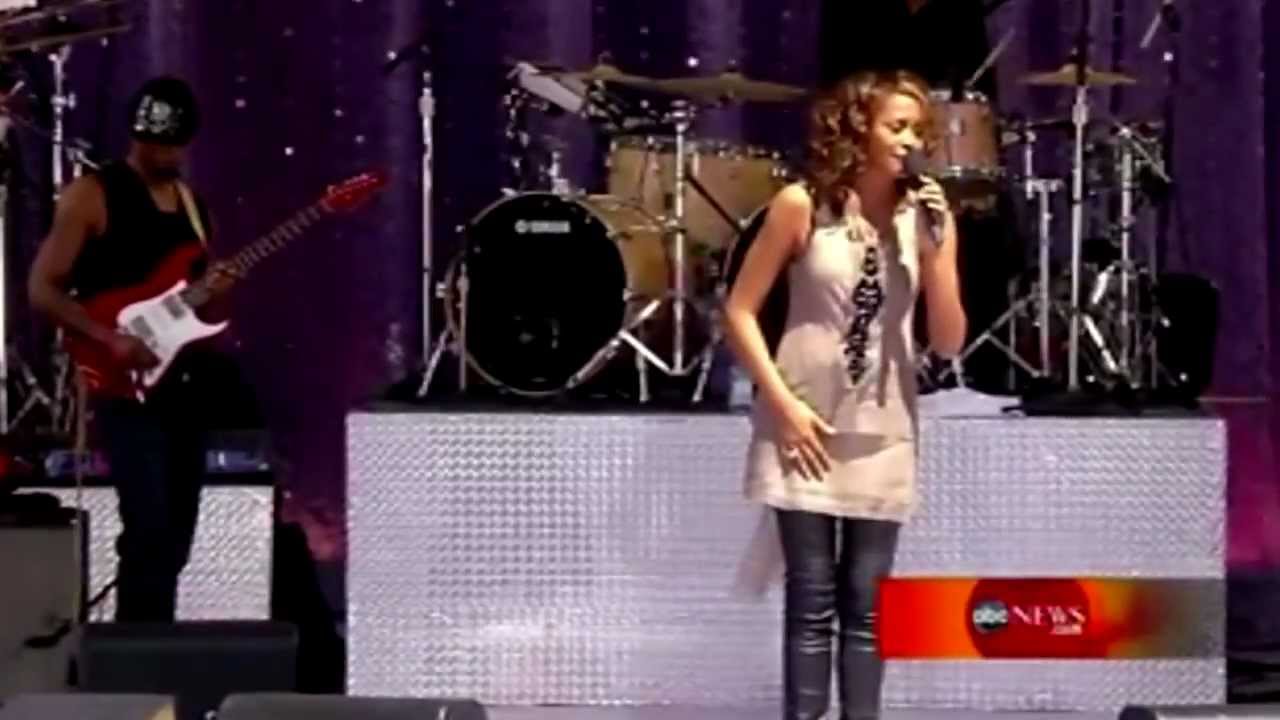 Whitney Houston 