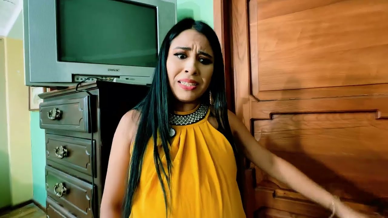 ¡Mamá Olvidó la Sandía y Todos Se Sorprenden!