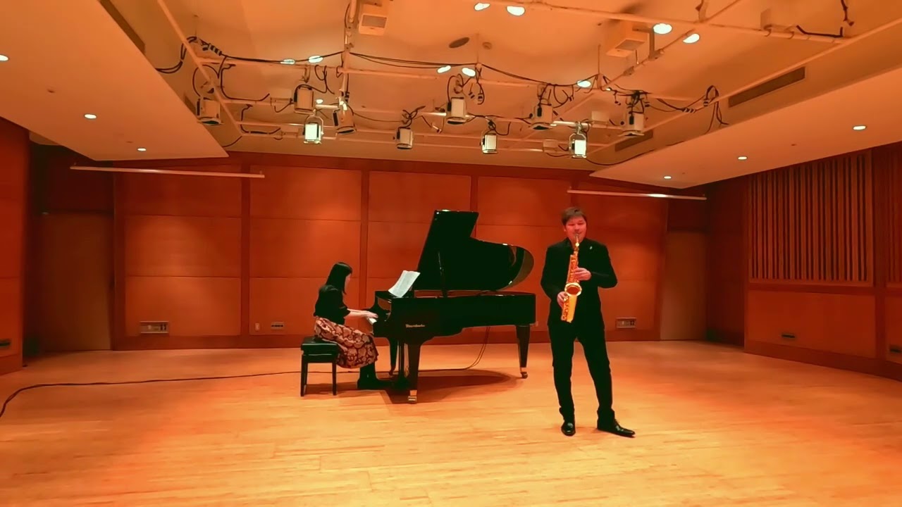 リベルタンゴ　／  ピアソラ　　　　　　Libertango  ／  Astor  Piazzolla