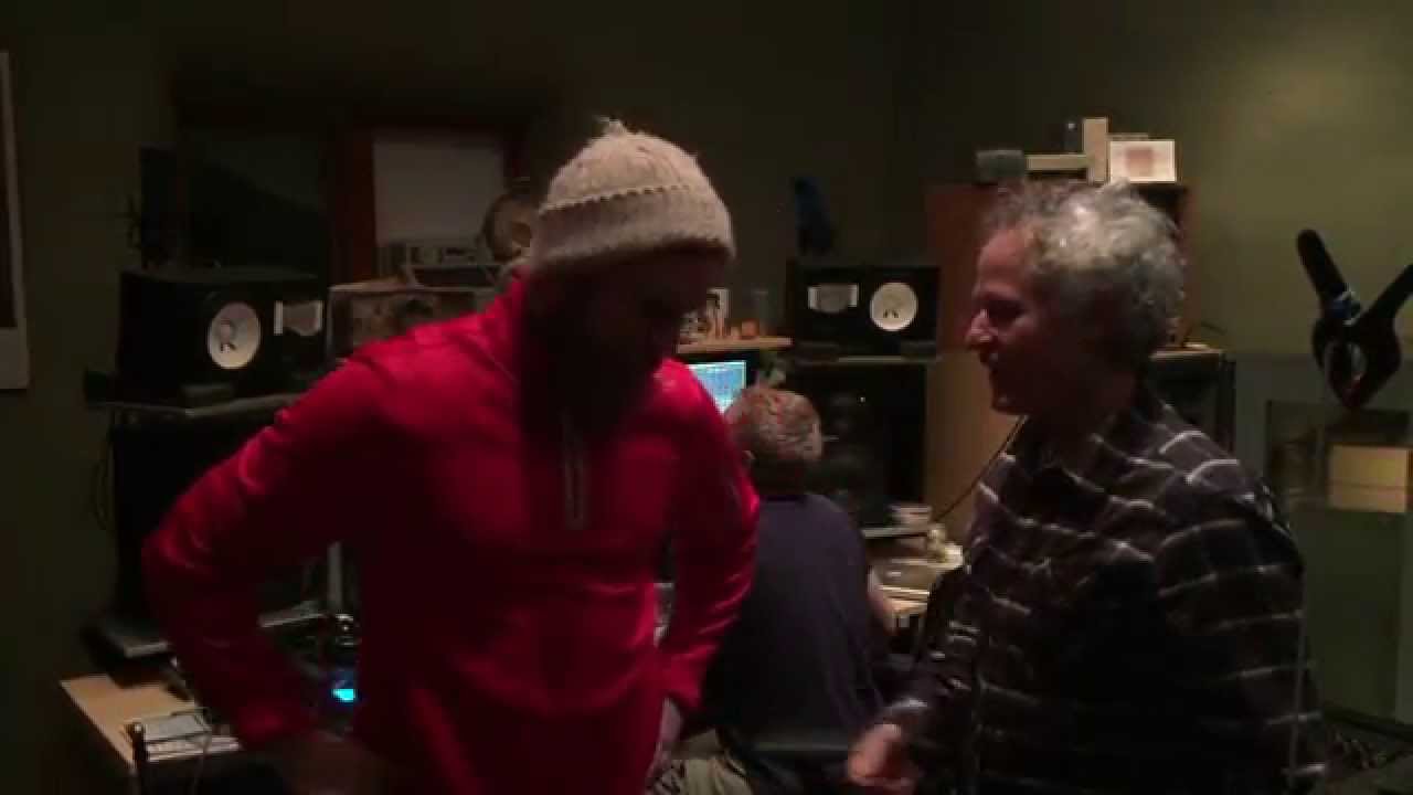 Fiddle & Banjo Post Studio Session Interview with Joey Landreth