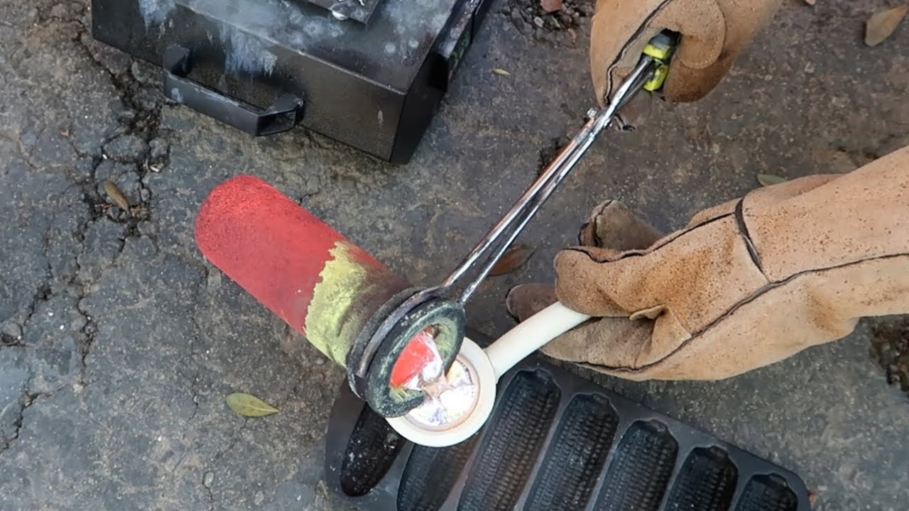 Filtering Molten Aluminum with a Ceramic Filter - FAIL