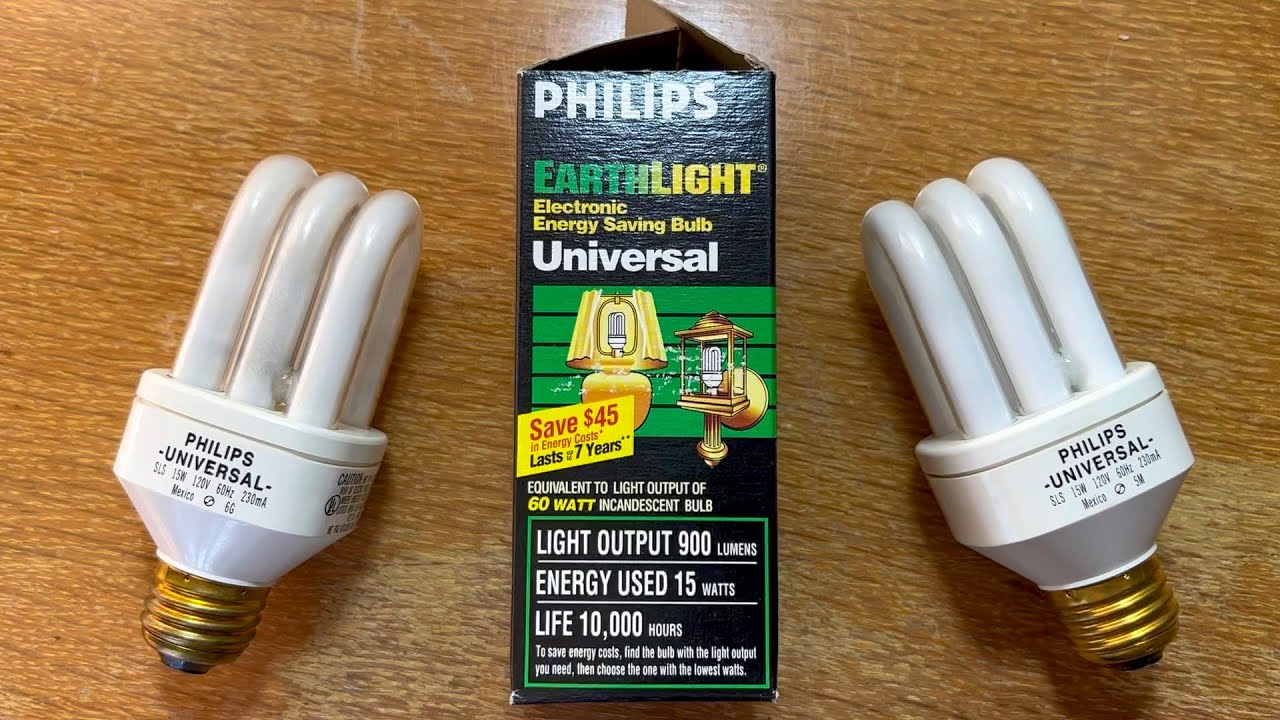 Philips Earth Light Universal 15watt CFL Light Bulb