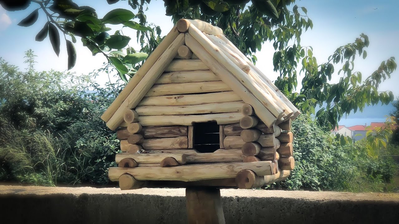 Making Log Cabin Birdhouse