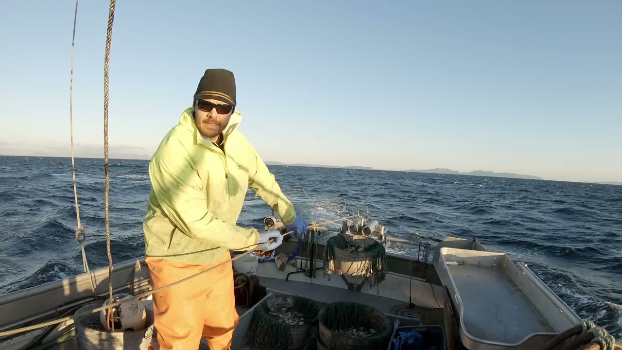 Making Setting Gear Look Easy! - Alaska Halibut Longlining