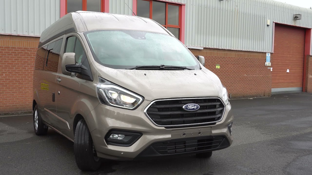 Wellhouse Ford Custom LUX XL with Ford high top & side settee