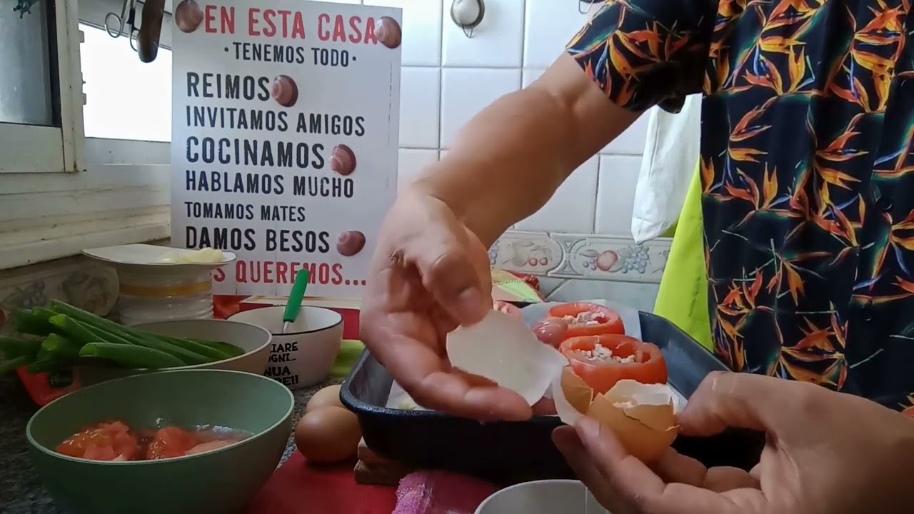 TOMATES  RELLENOS 🍅Con pollo delicioso 😋#tomate #recetas #cocinaconamor #recetasfaciles #cocina
