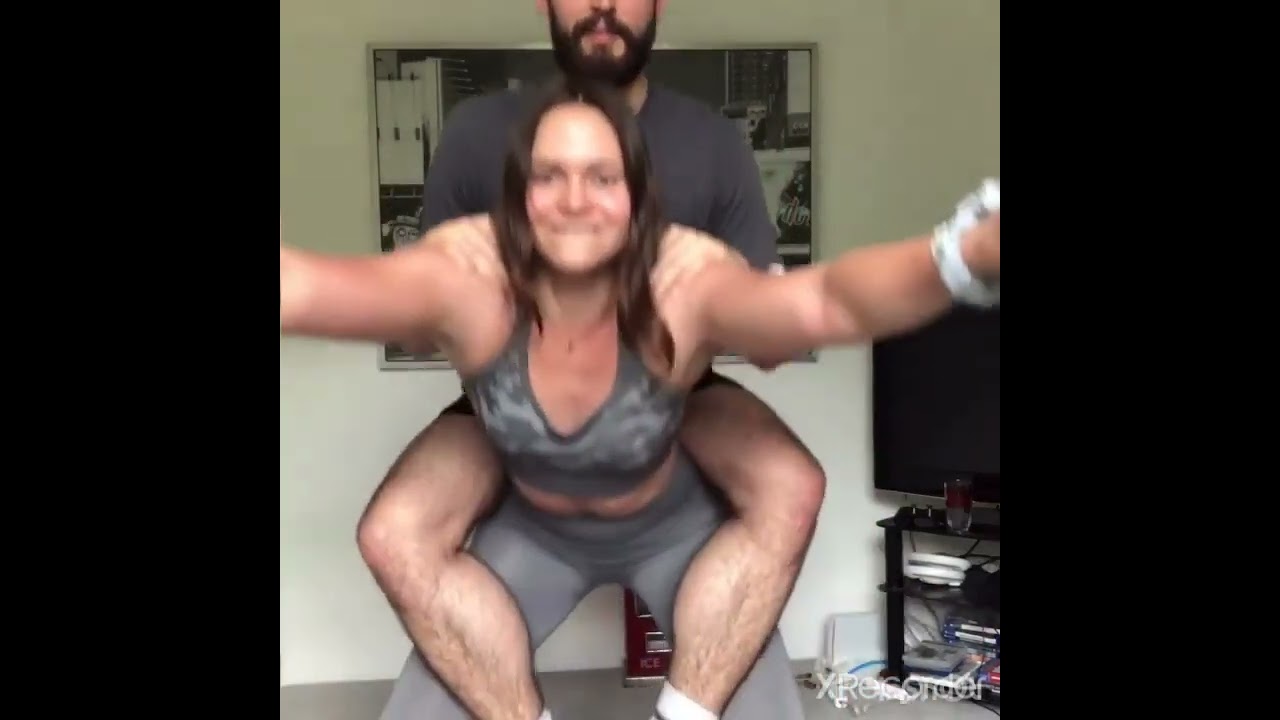 #liftcarry | Strong wife lift and carry her husband | #stronggirl #piggyback #liftcarry