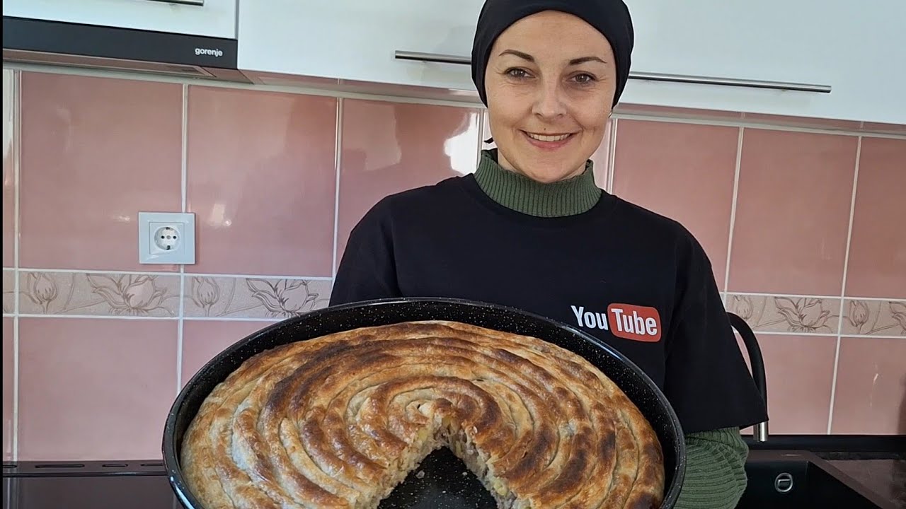 ŠARENI BUREK❤️Prvi put pravimo😉Prvi put jedemo😅