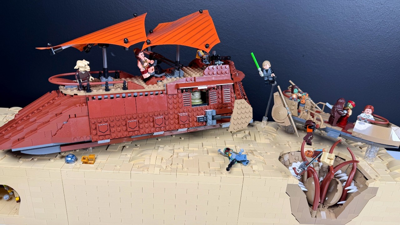 Rundungen zum Zähne ausbeißen: LEGO Star Wars 'Sarlacc Pit & Sail Barge' Tatooine MOC!