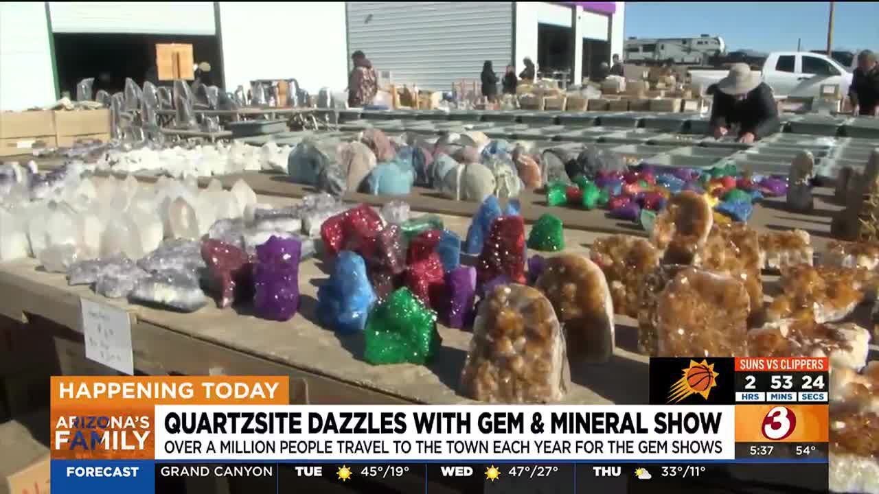 Quartsite dazzles with gem and mineral show in southern Arizona