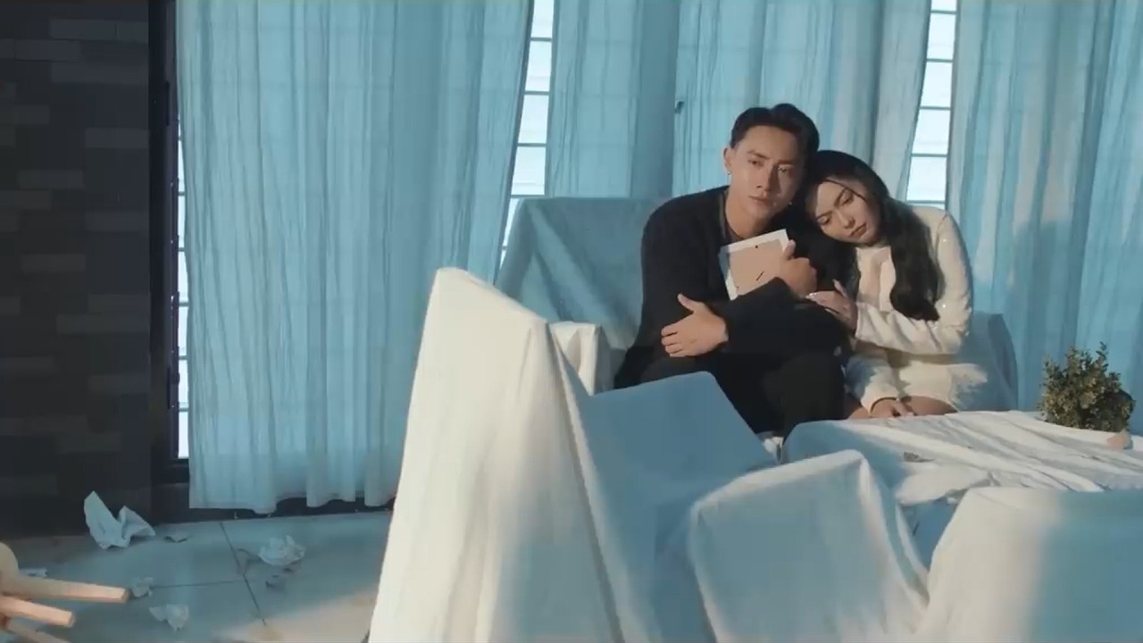 ရတနာမိုင် - ချစ်သောသူနဲ့ဝေး [Official MV]
