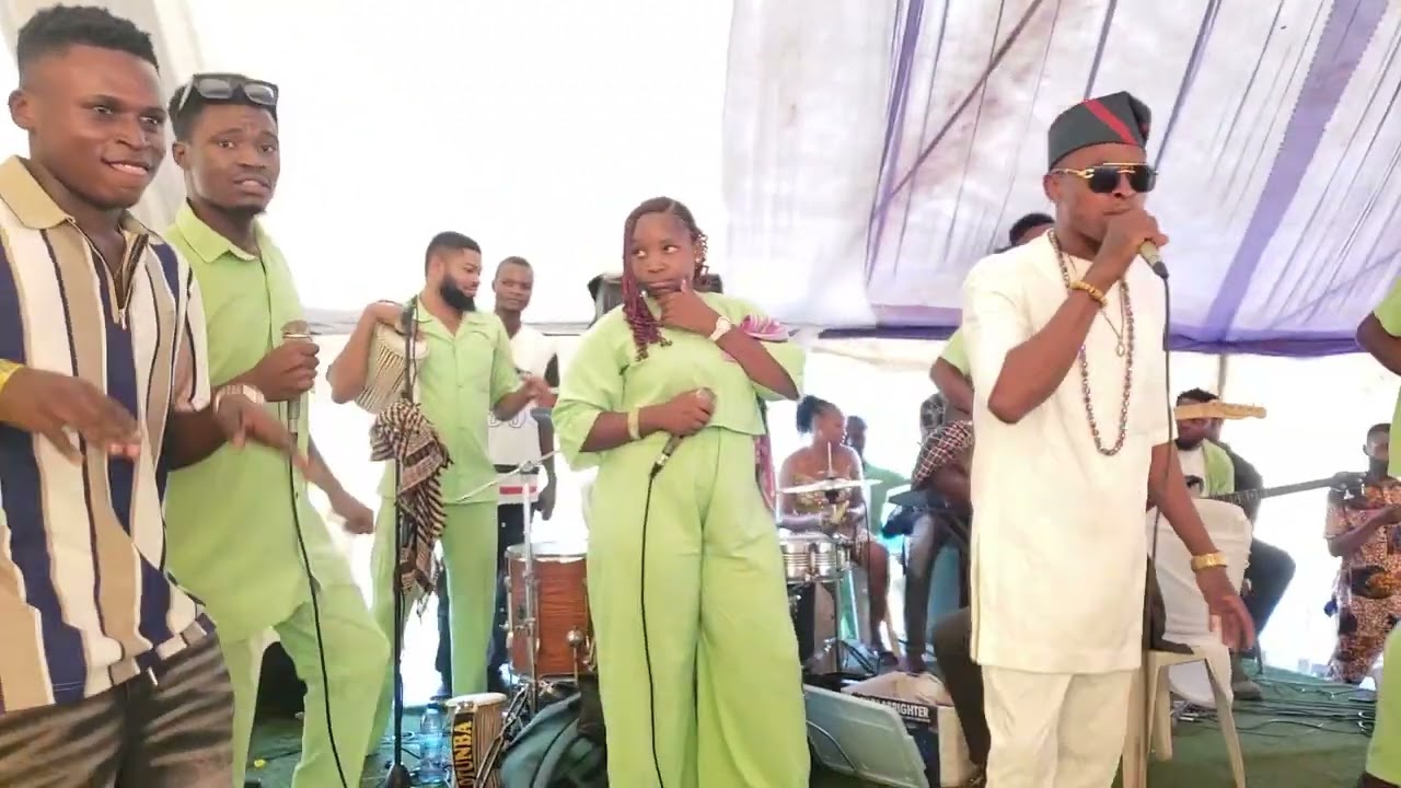 Ologbonjaye dance time 