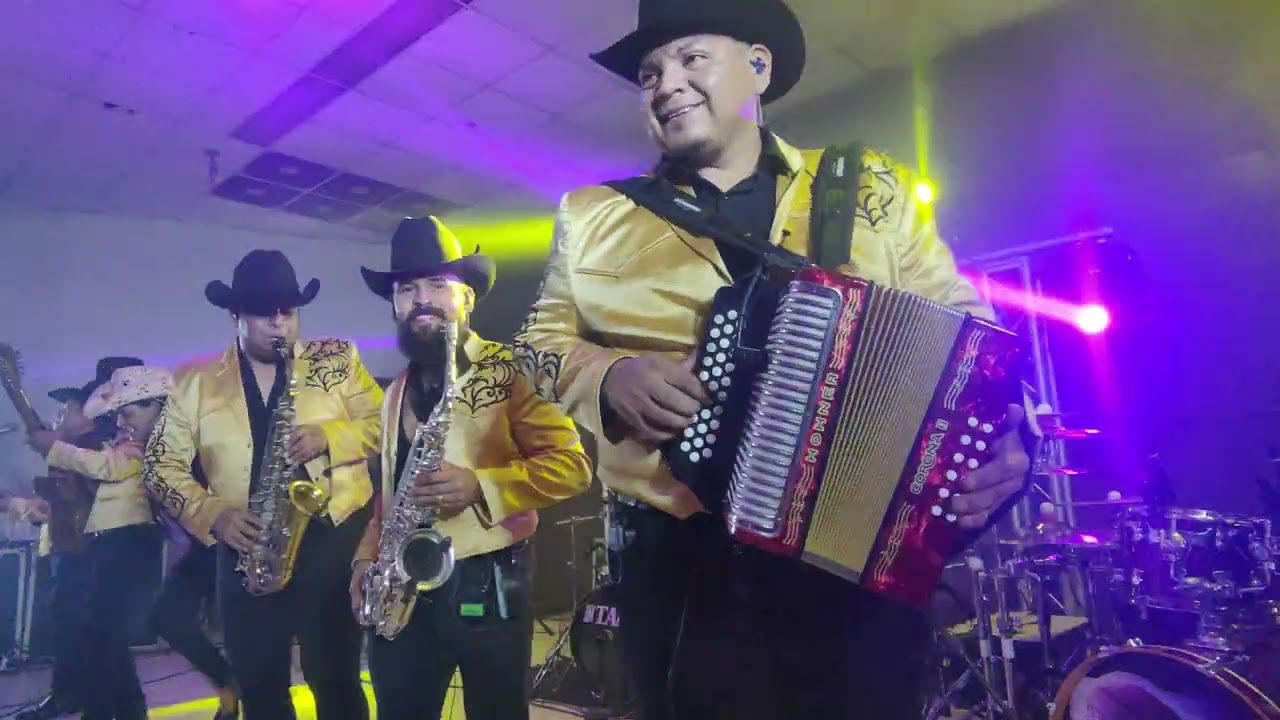 conjunto Monarka- cumbia de las patitas