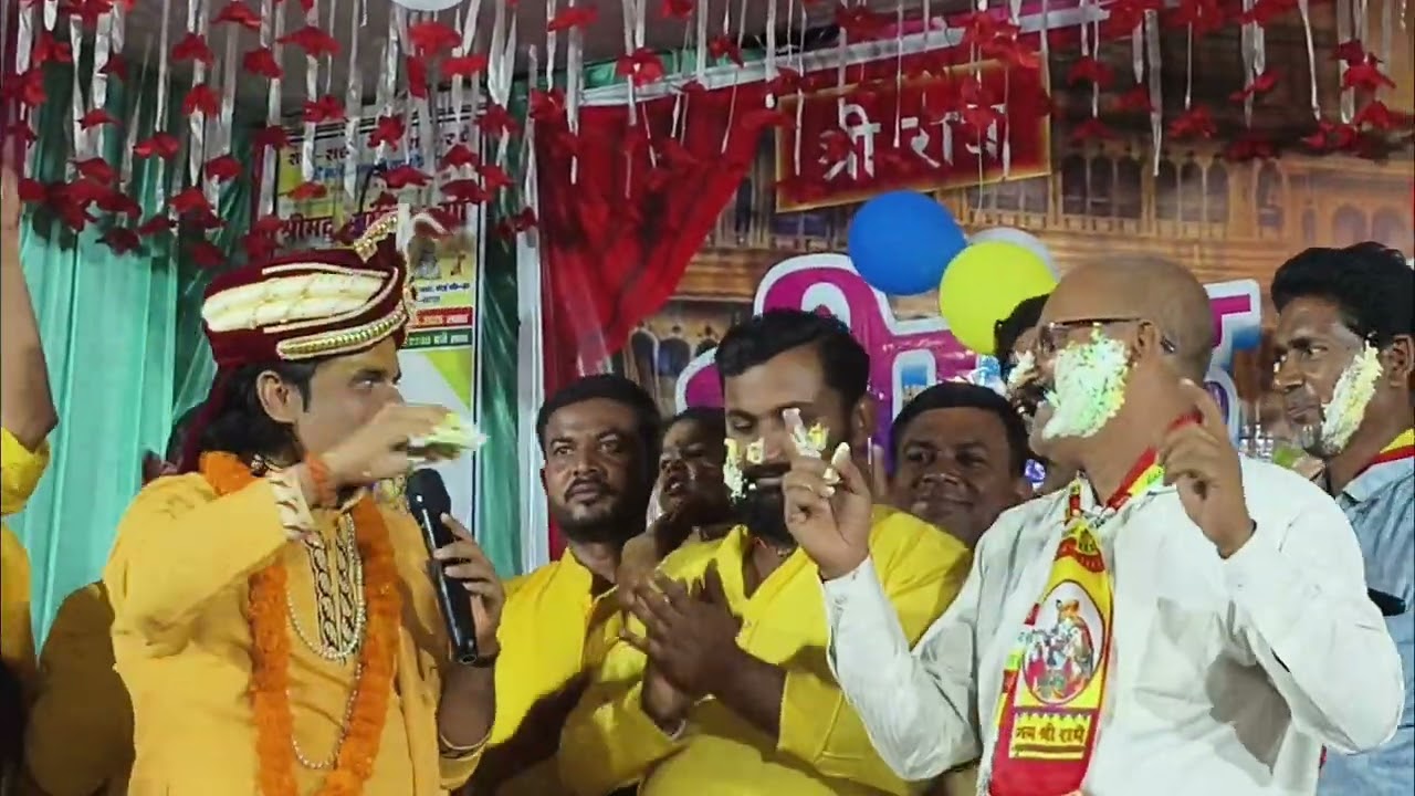 जन्म उत्सव मनाया तमोट परसा मधेपुरा में चल रही कथा में 