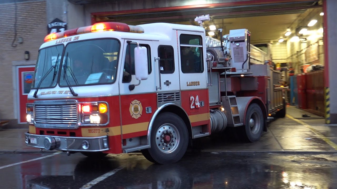 **Last Video of this Rig  ** Philadelphia Fire Department Ladder 24 Responding  