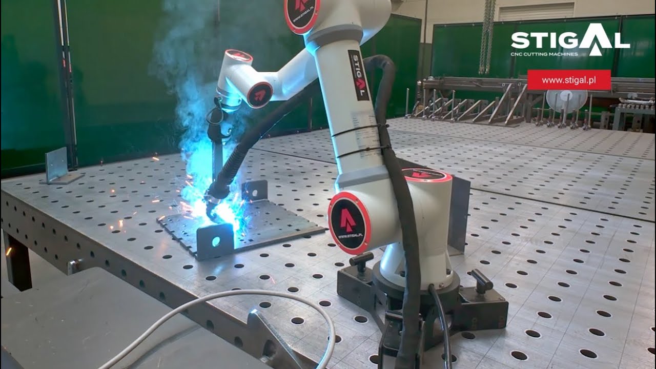 Mobilny Cobot spawalniczy STIGAL
