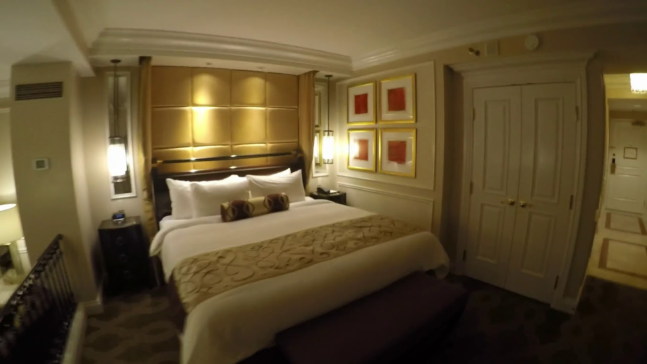 The Venetian, Las Vegas, USA - Luxury Suite 28 · 135 at Main Tower with partial Strip view